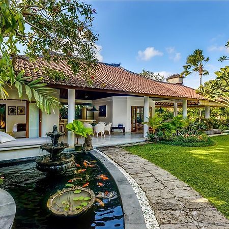 Villa Vitari Seminyak By Bali Villas R Us Номер фото