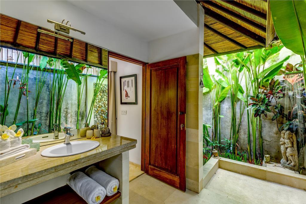 Villa Vitari Seminyak By Bali Villas R Us Номер фото