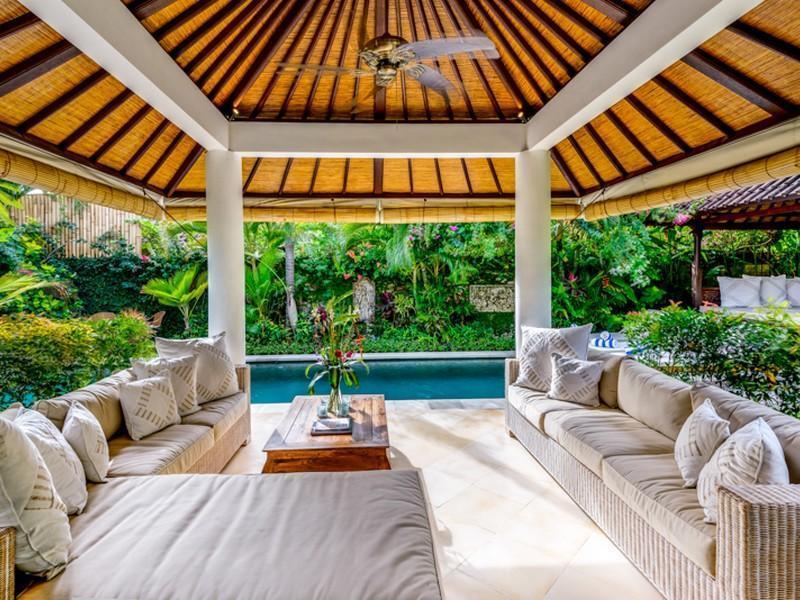 Villa Vitari Seminyak By Bali Villas R Us Экстерьер фото